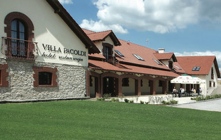 Hotel Villa Pacoldi på golfbanan